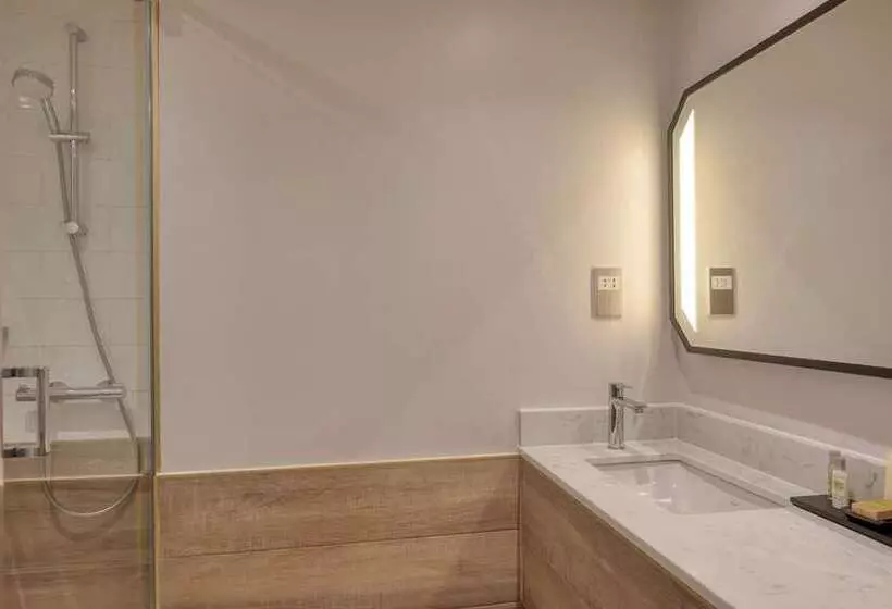 デラックスルーム, Hilton Nottingham