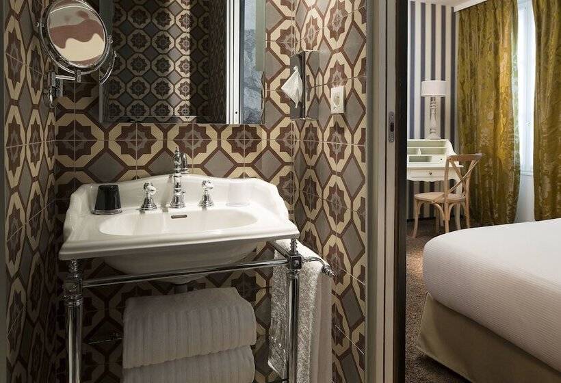 חדר יחיד קלאסי, L’antoine