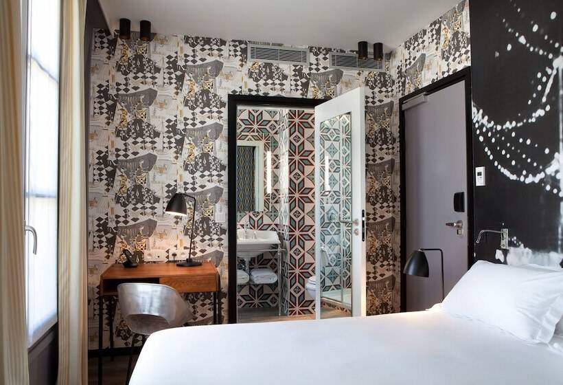 חדר סופריור, L’antoine