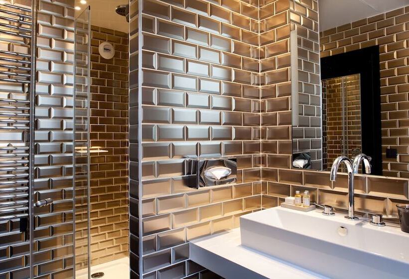 סוויטה, L’antoine