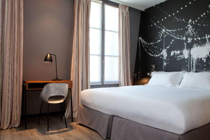 חדר סופריור, L’antoine