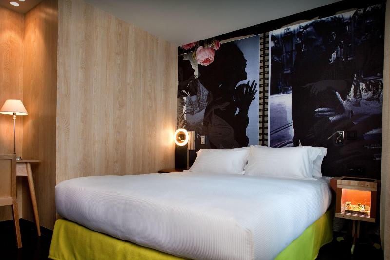 חדר סופריור, L’antoine