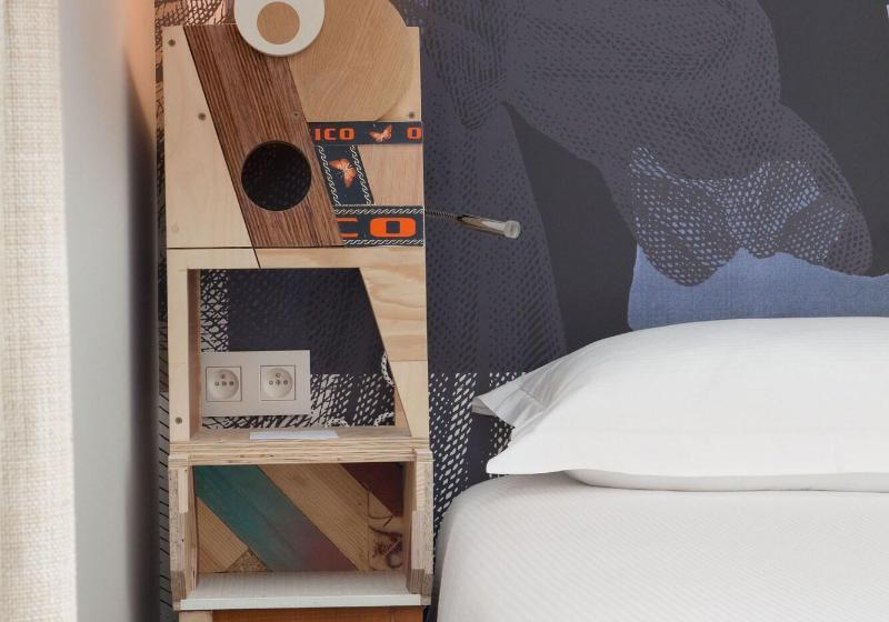 חדר יחיד קלאסי, L’antoine