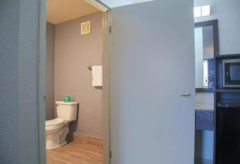 身障者適用キングサイズベッドルーム, My Homes Macon North I 75