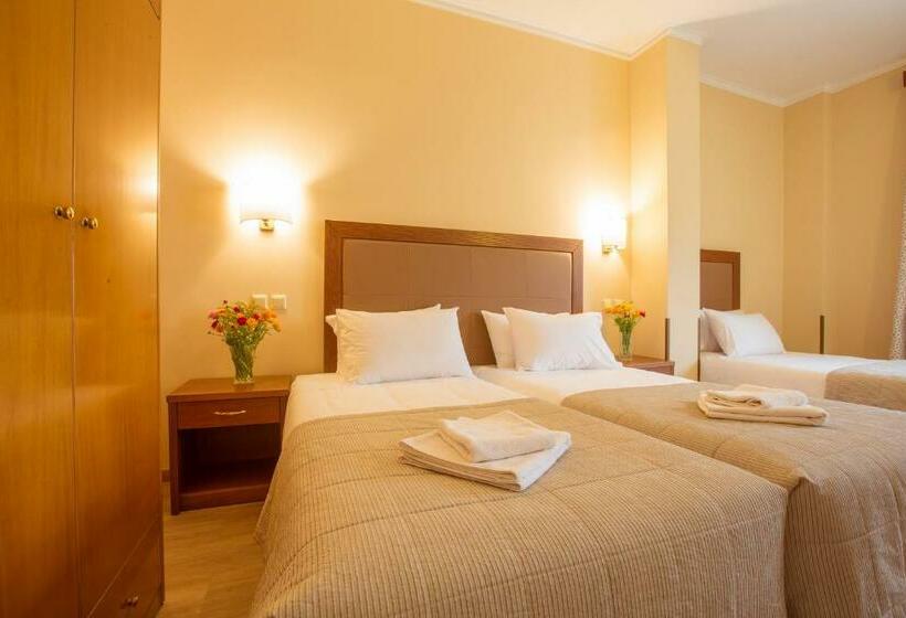 Трехместный Номер Superior, Marina