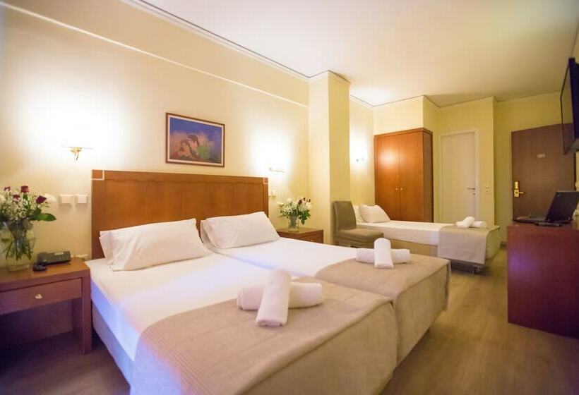 Трехместный Номер Superior, Marina