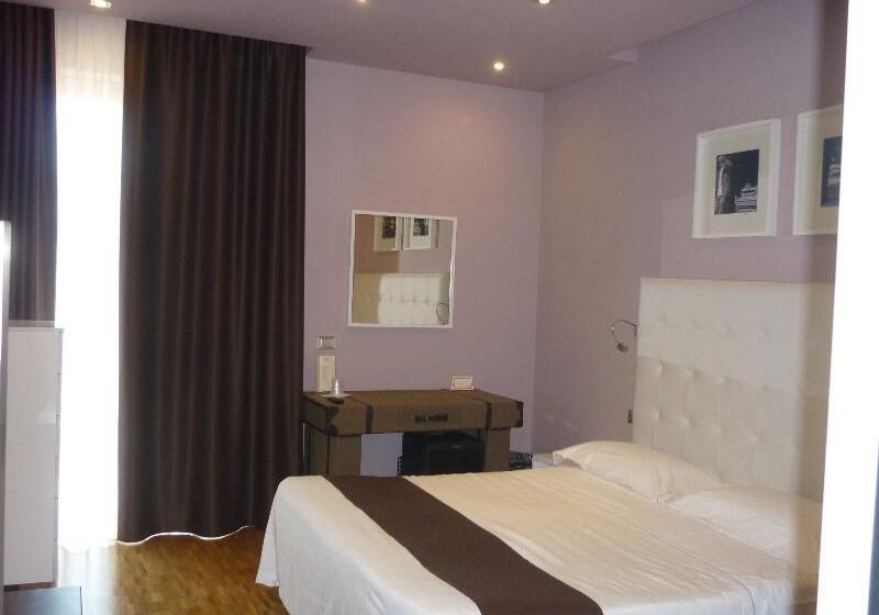 اتاق استاندارد, Orcagna