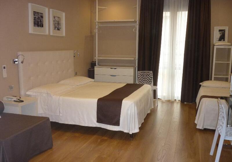 اتاق استاندارد چهار تخته, Orcagna