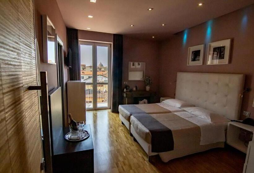 اتاق استاندارد, Orcagna