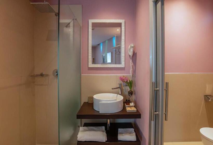 اتاق استاندارد, Orcagna