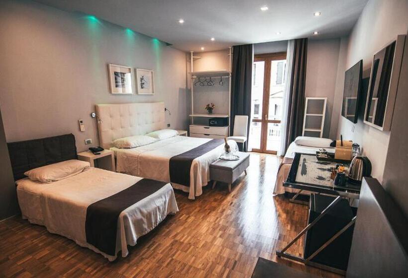 اتاق استاندارد چهار تخته, Orcagna