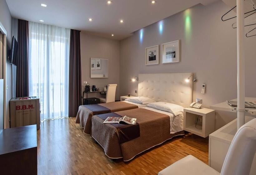 اتاق استاندارد, Orcagna