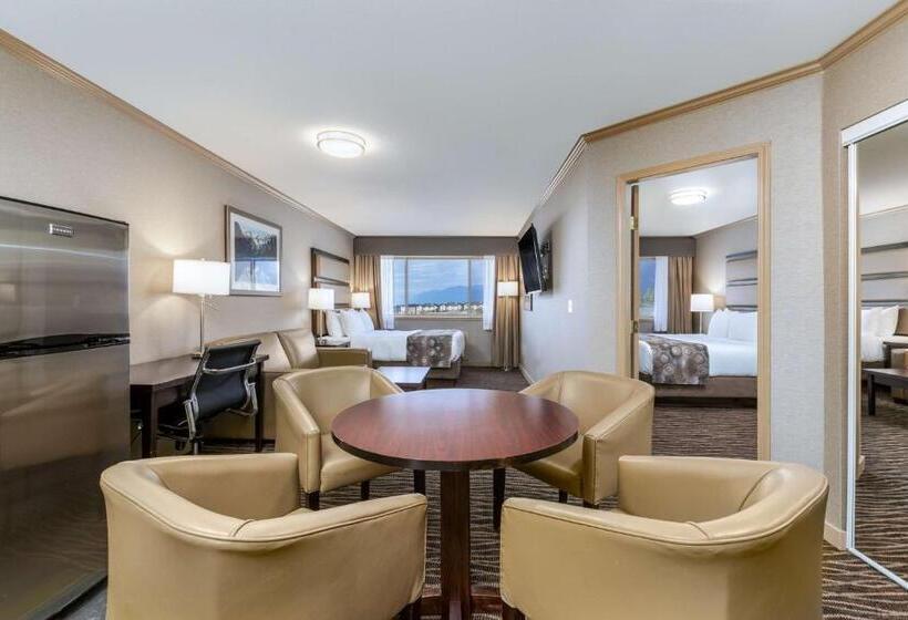Люкс Повышенной Комфортности, Prestige Radium Hot Springs Resort, Worldhotels Crafted