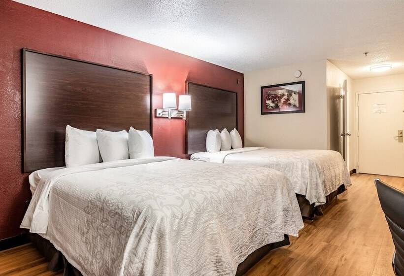 Номер Superior, Red Roof Plus+ & Suites Atlanta Airport South