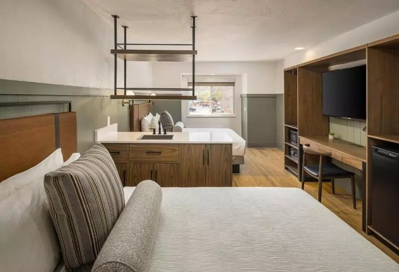 ジュニアスイート, River Canyon Lodge