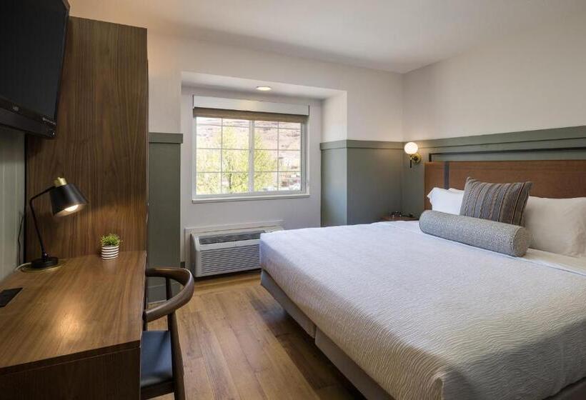 غرفة قياسية سرير كينج, River Canyon Lodge