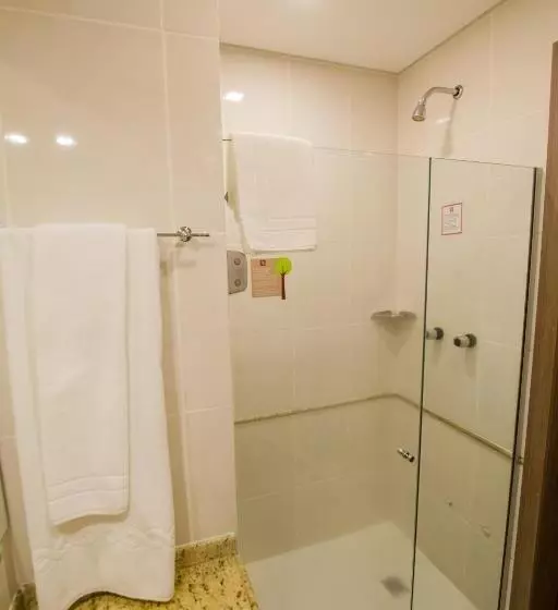 اتاق لوکس, Sj Royal   San Juan Curitiba