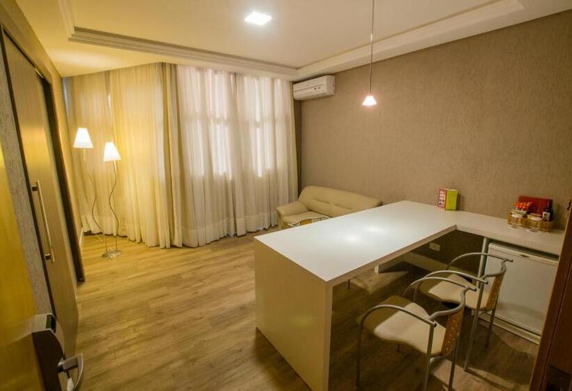 高级套房, Sj Royal   San Juan Curitiba