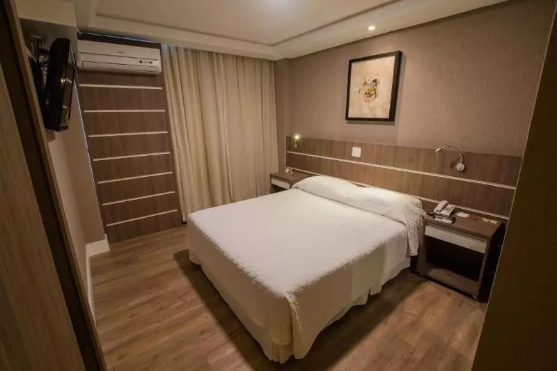 سوییت سوپریور, Sj Royal   San Juan Curitiba