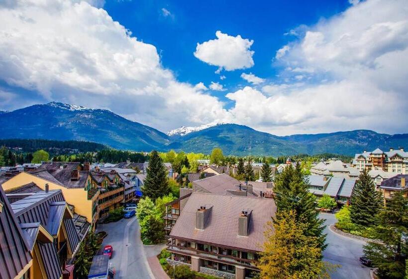 סוויטה עם נוף, Sundial