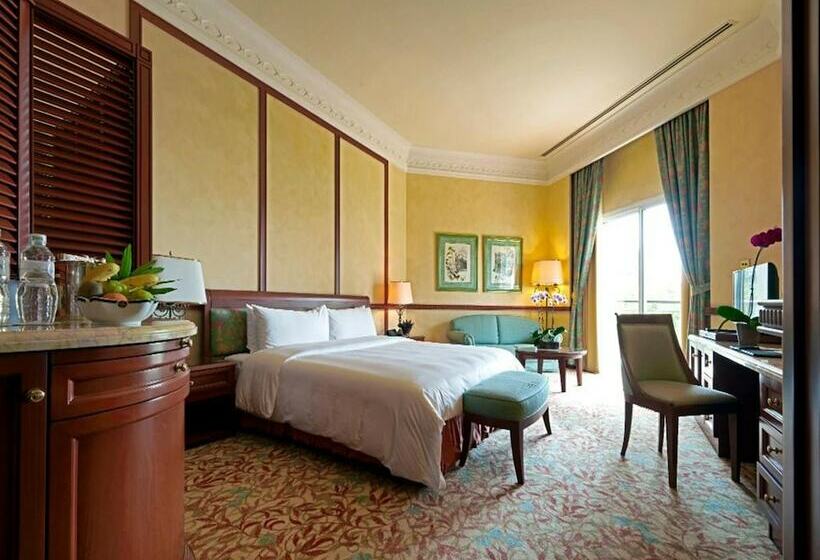 اتاق سوپریور, The Empire Brunei