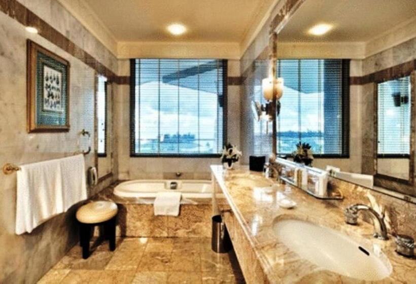 اتاق لوکس, The Empire Brunei