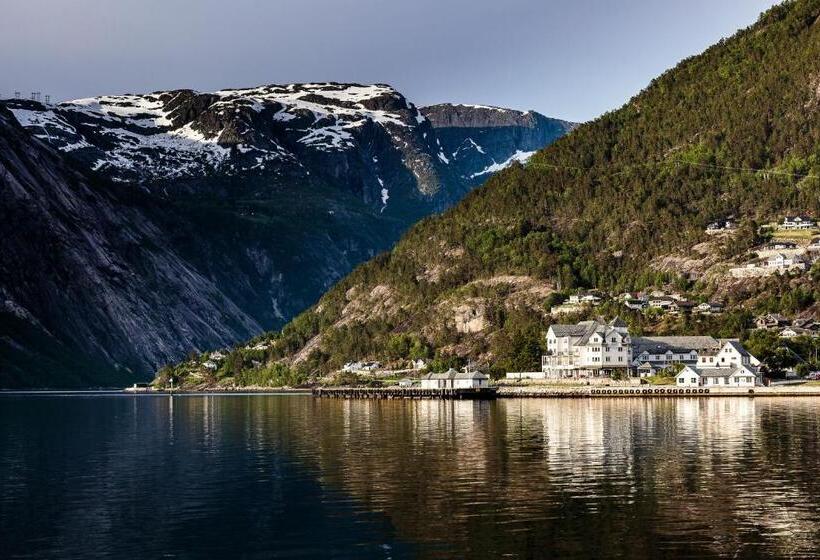 オーシャンビューデラックスルーム, Vøringfoss