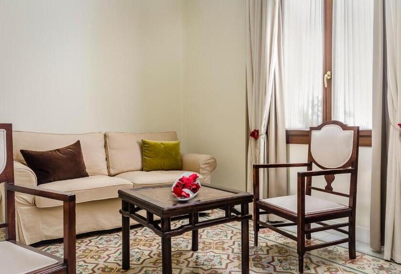 ジュニアスイート, Yit Casa Grande