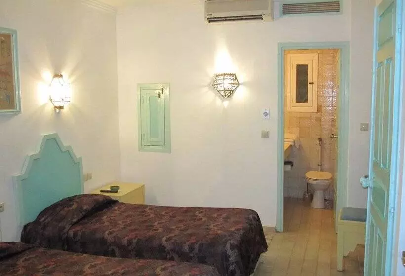 اتاق استاندارد یک نفره, Hôtel Erfoud Le Riad