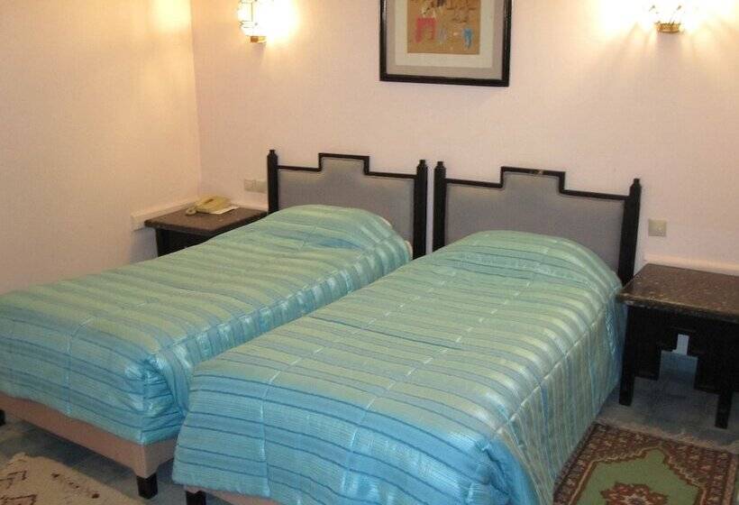 اتاق استاندارد یک نفره, Hôtel Erfoud Le Riad