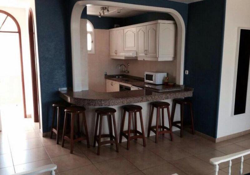 דירת חדר סופריור, Laguna Park 2