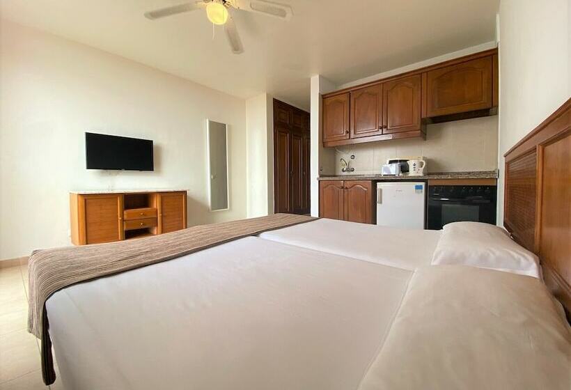 חדר סטודיו סטנדרד, Laguna Park 2