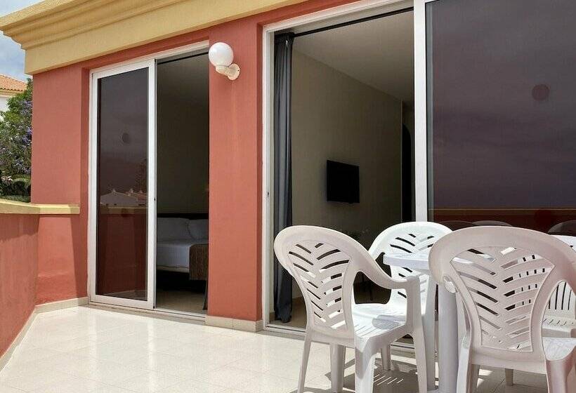 דירת חדר, Laguna Park 2