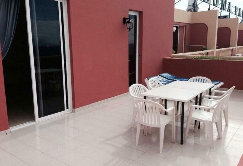 דירת משפחה, Laguna Park 2