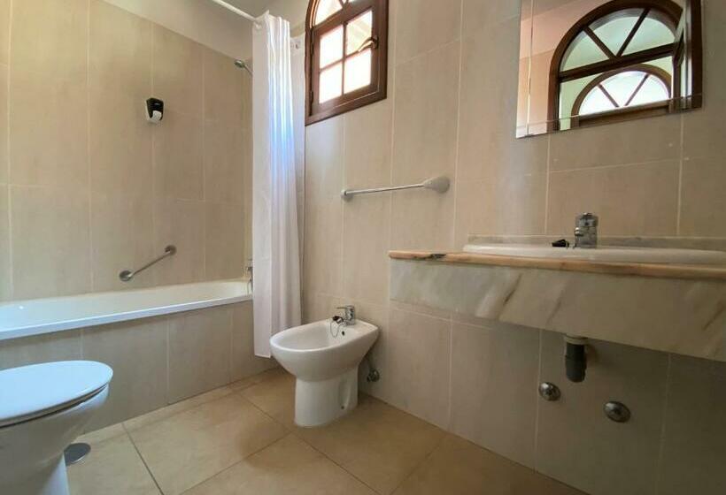 דירת חדר סופריור, Laguna Park 2