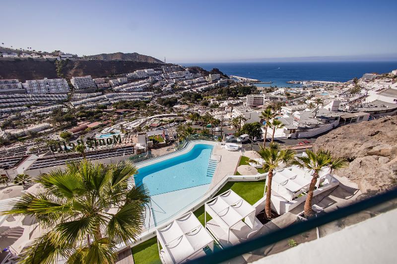 プレミアムスタジオ, Servatur Hartaguna - Adults Only