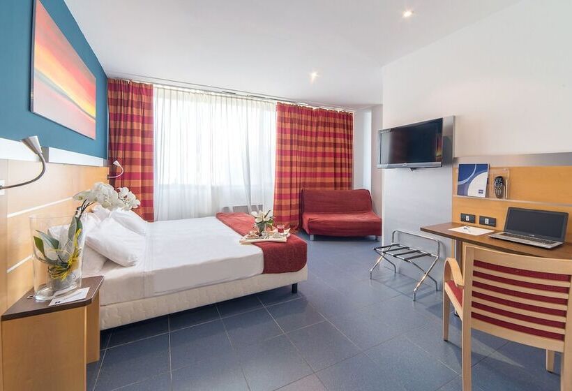 Standard 3 Pers. Værelse, Sotel Nomentana Roma