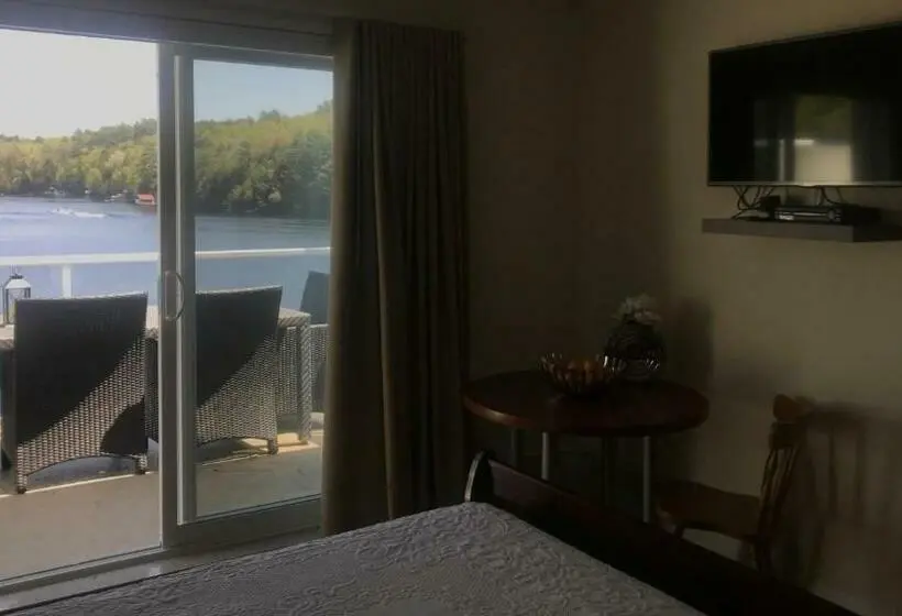 バルコニー付きジュニアスイート, Muskoka Lakes Hotel And Resorts