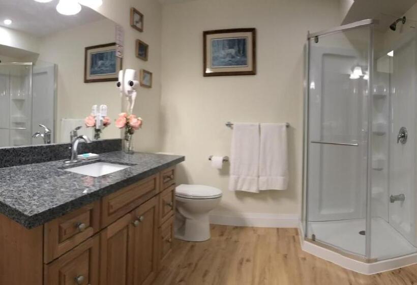 جناح سرير كينج, Muskoka Lakes Hotel And Resorts