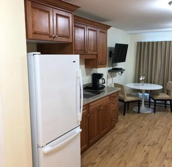 デラックススタジオ, Muskoka Lakes Hotel And Resorts