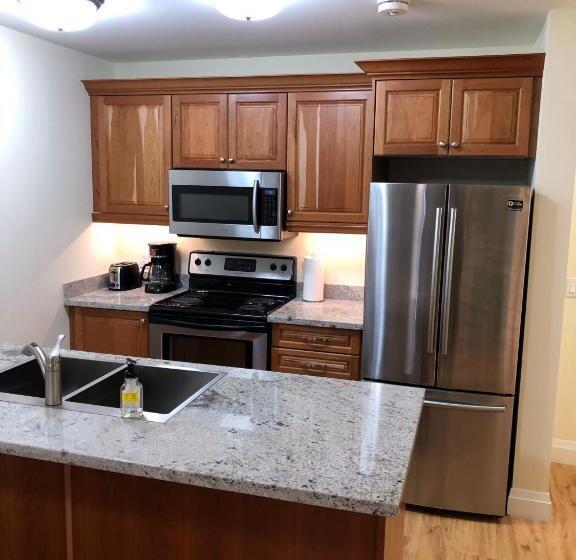 جناح مطل على البحيرة, Muskoka Lakes Hotel And Resorts