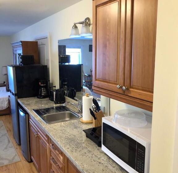 جناح مزوَّد بشرفة, Muskoka Lakes Hotel And Resorts