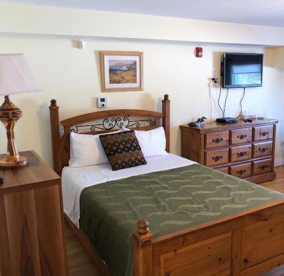 带阳台套房, Muskoka Lakes Hotel And Resorts