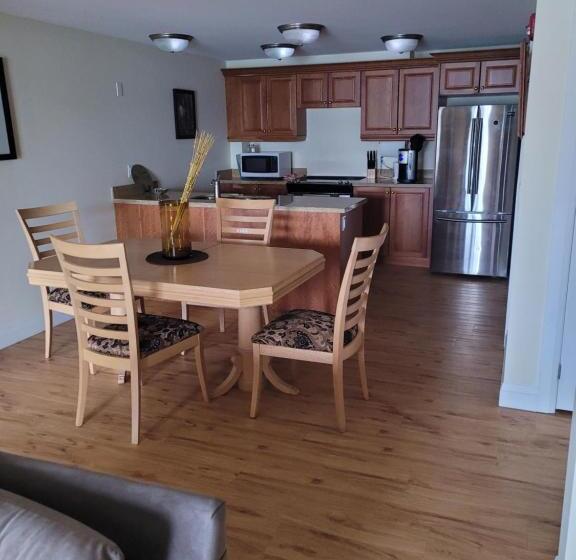 جناح غرفتين نوم, Muskoka Lakes Hotel And Resorts