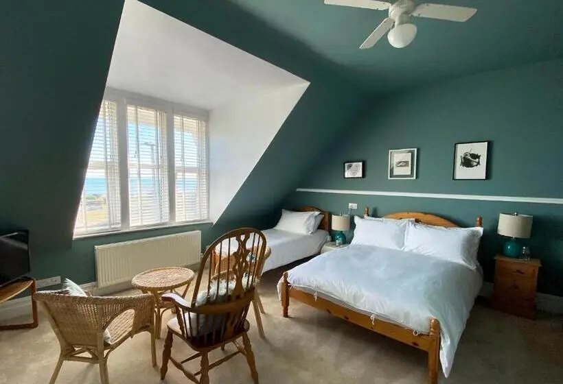 Triple Room Sea View, 15 Grosvenor