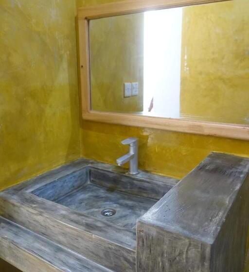 バルコニー付きスタンダードルーム, Hoom