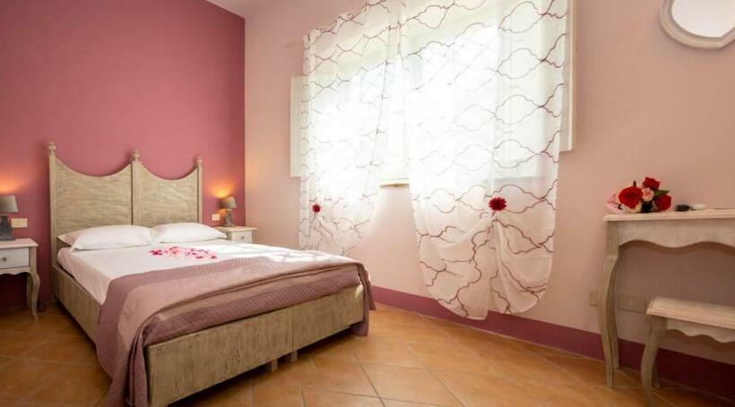 اتاق استاندارد, Vecchio Granaio