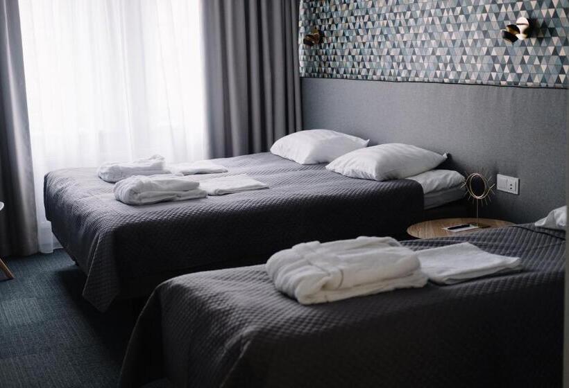 اتاق سوپریور سه تخته, Bohema