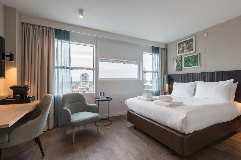 اتاق استاندارد با تخت دو نفره بزرگ برای معلولان, Crowne Plaza Utrecht   Central Station, An Ihg
