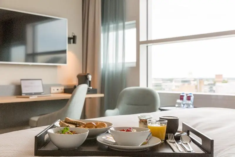 اتاق استاندارد با تخت دو نفره بزرگ برای معلولان, Crowne Plaza Utrecht   Central Station, An Ihg